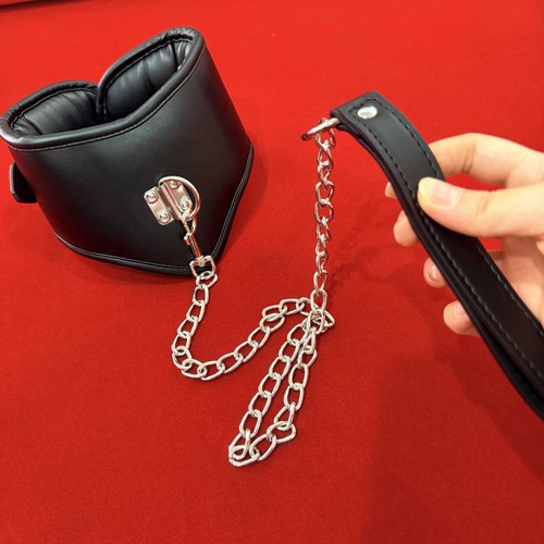 Leather padded neck collar - leather,