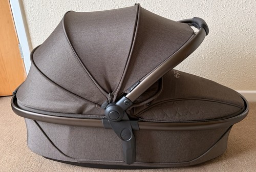 Egg carry cot - egg,