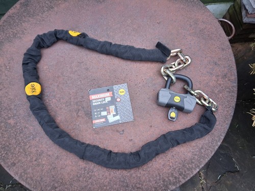 Yale padlock and chain heavy - yale,