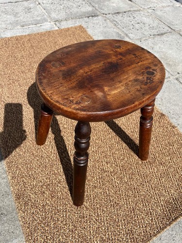 Vintage stunning tavern - stunning, stool