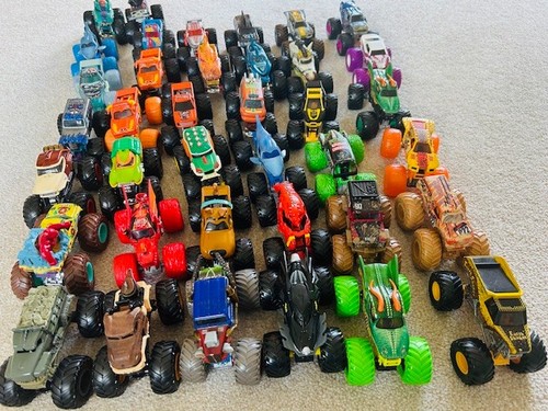 Monster trucks diecast - monster,