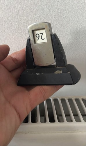 Old velos flip - desk, calendar