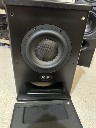 Active subwoofer - m&k,
