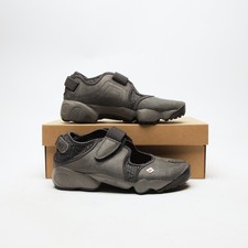 NIKE Air Rift Women's Grey