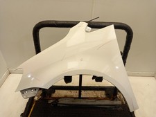 VOLKSWAGEN TOURAN Left Front