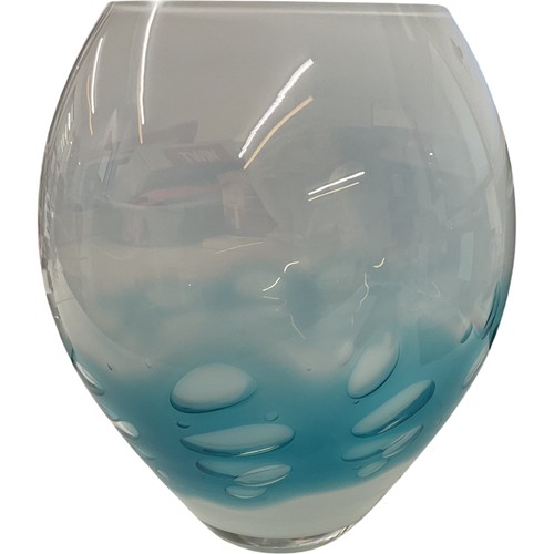 Blue and white frosted glass - blue,