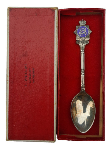 Vtg metropolitan police - metropolitan,