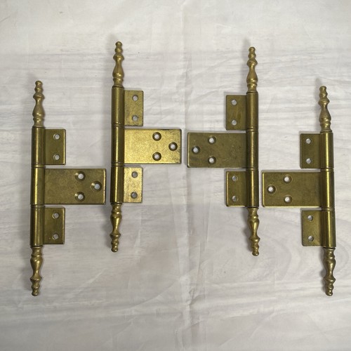 Finial tipped flag door - 8",