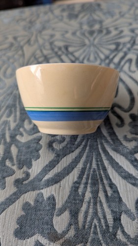Rare clarice cliff sugar - rare, bowl