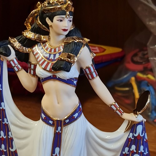 Danbury mint egyptian - danbury,