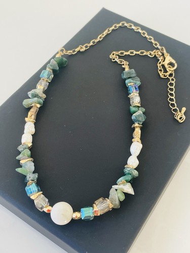 Green semi precious stone - semi,