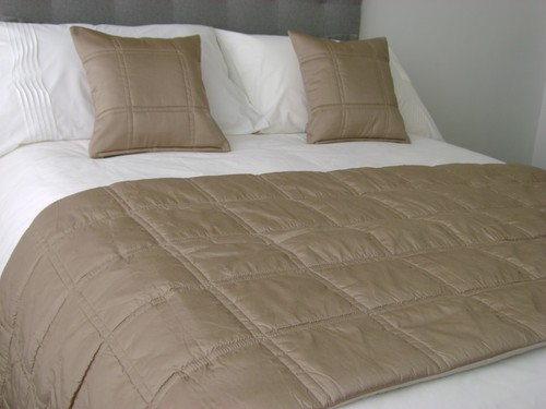 Stitched grid bed runner - bed,
