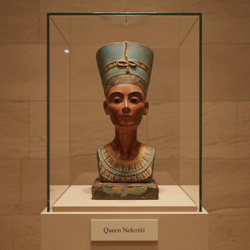 Queen nefertiti statue - queen,
