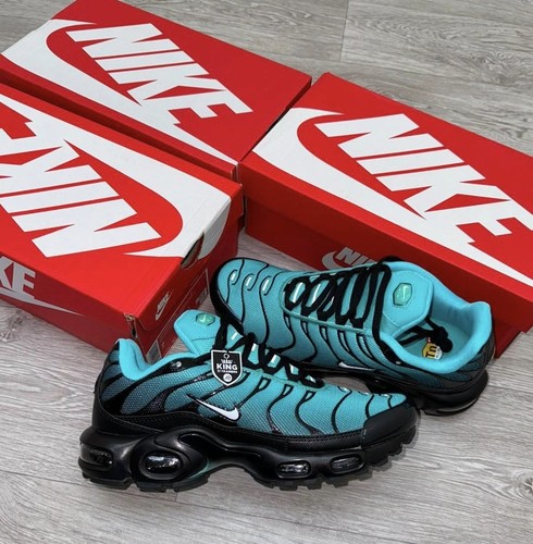 Nike size 10 - tn,
