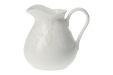 Wedgwood strawberry and - wedgwood, vine