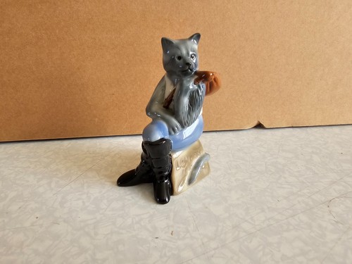 Wade figure dick - wade, of