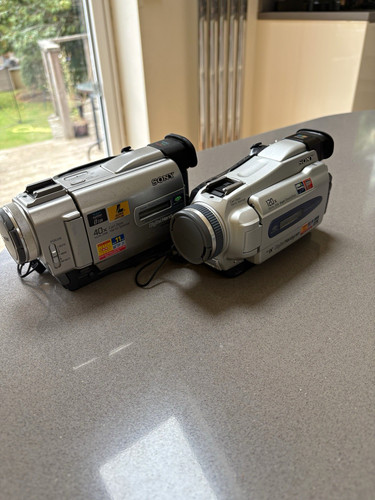 Sony minidv handycam - 2x,