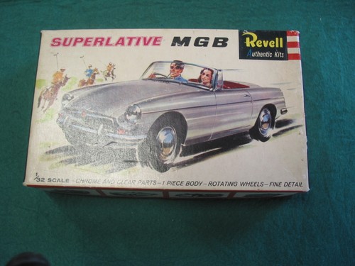 Revell superlative mgb 32 - superlative,