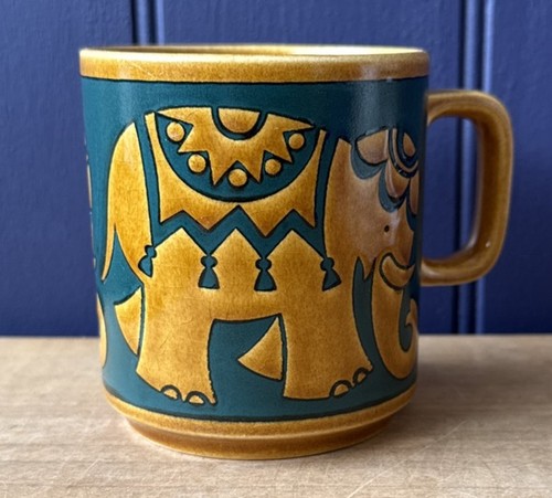 Vintage 1972 hornsea elephant - 1972,