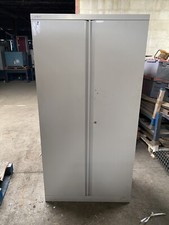 BISLEY, 2 DOOR STEEL CABINET WITH 4 ADJUSTABLE SHELVES (5600)