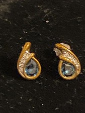 Beautiful Faux Sapphire and diamante stud earrings set in gold coloured metal