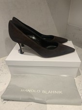 BNIB - UK6/ EU39 Manolo