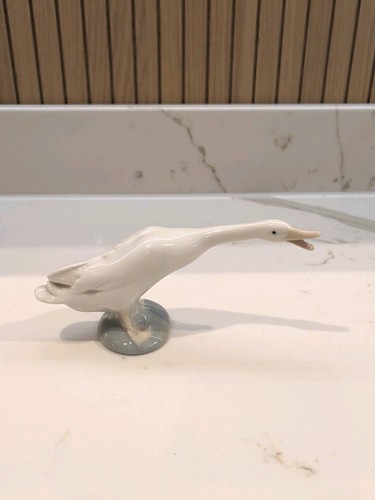 Lladro porcelain goose - lladro,