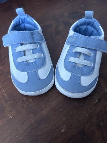Baby boy blue white - blue,