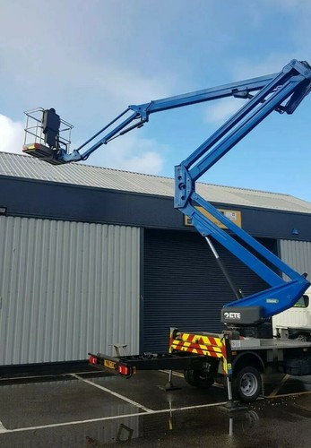 Cherry picker hire metre - picker, 21