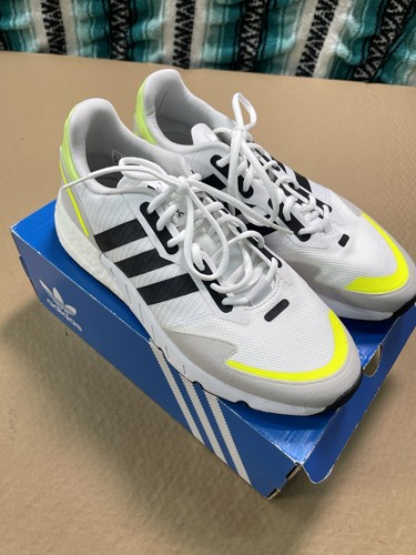 Adidas boost sneaker - zx,