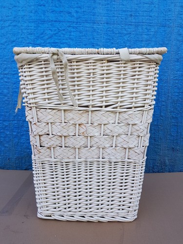 Vintage white wicker hamper - white,