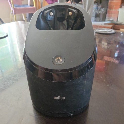 Braun charging and cleaning - braun,