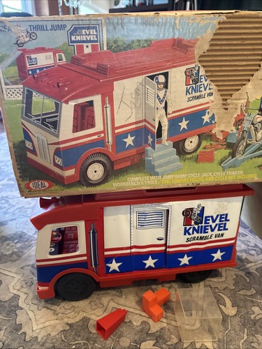 Vintage 1973 ideal - vintage, evel