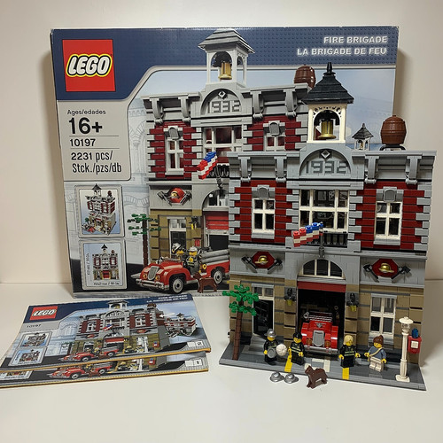Lego creator modular - creator,