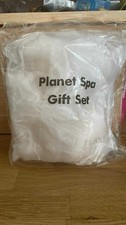 NEW IN BAG PLANET SPA GIFT SET
