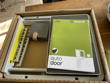 Omlet Chicken Automatic Door Brand New In Box -fixing Screws Missing