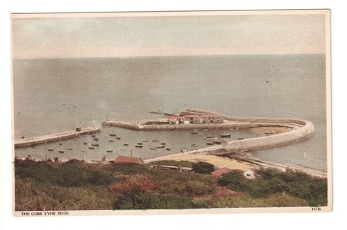 Lyme regis the cobb - -,