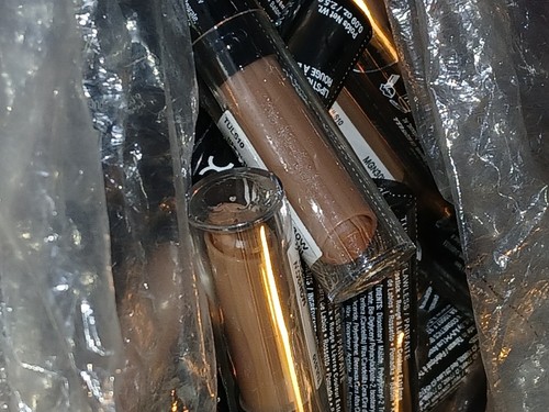Nyx lipsticks - 24,