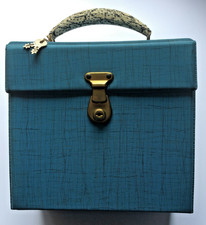 VINTAGE 1960's VINYL 45's STORAGE CASE + KEYS FILE CARD & ANTI STATIC SOFT BRUSH