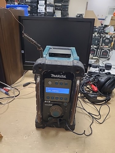 Makita bmr101 dab job site - makita,