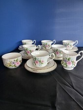 20 Pc Royal Sutherland Flowers Ribbed Tea Set (6 person setting)