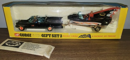 Corgi toys gs3 batmobile and - corgi,