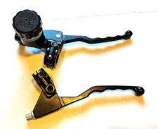 Brake master cylinder with