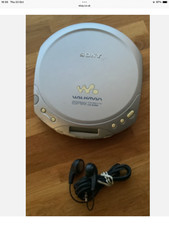 SONY WALKMAN D-E330 PORTABLE COMPACT DISC PLAYER WITH EARPHONES EXC.COND.