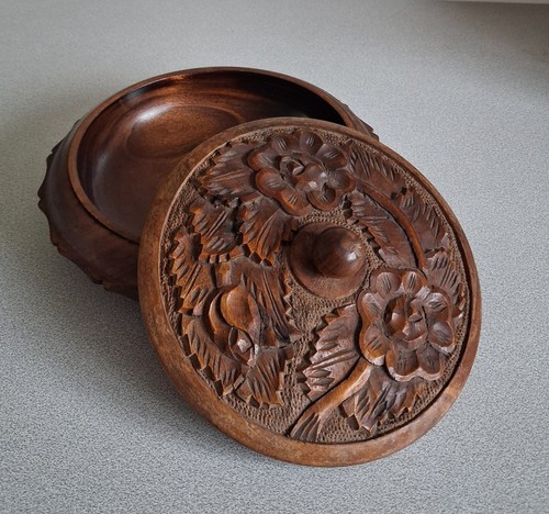 Vintage hand carved - vintage, wooden