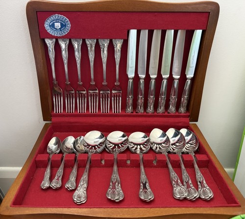 Vintage 30pc cased stainless - vintage,