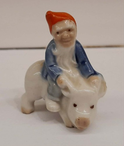 Leprechaun riding pig - "leprechaun,