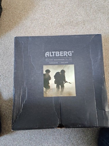 Brown altberg defender - altberg,