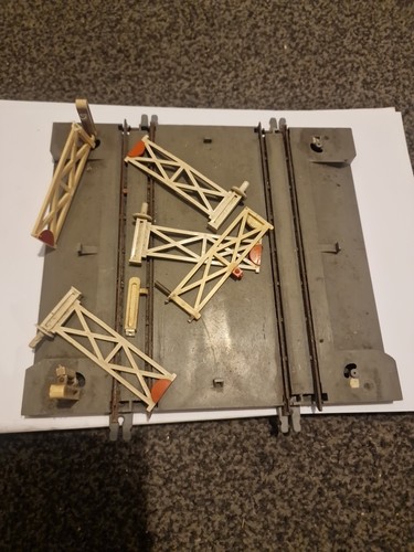 Parts not working tri ang - not, working: