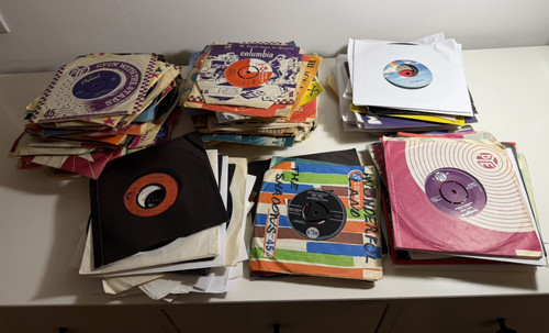 Large 158 vinyl singles - 7”,